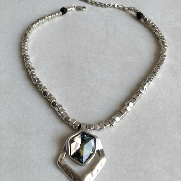 RETIRED UNO de 50 The Cave Necklace - Picture 2 of 4